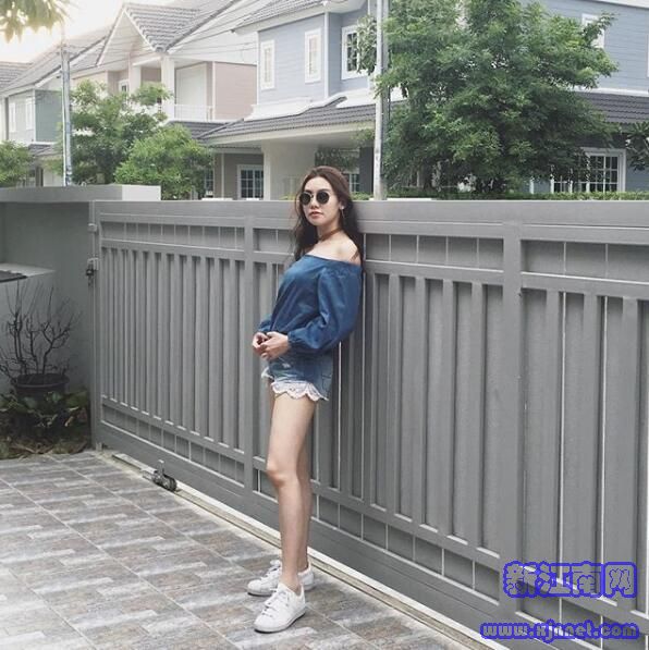 泰國(guó)時(shí)尚模特 迷人眼神白皙長(zhǎng)腿